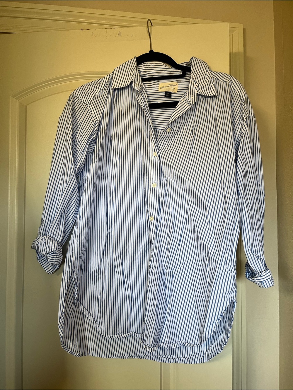 Universal Thread Blue and White Vertical Stripe Button-Down Shirt